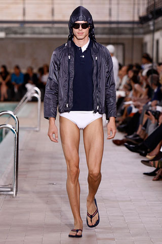 Moncler Gamme Bleu / - 2010